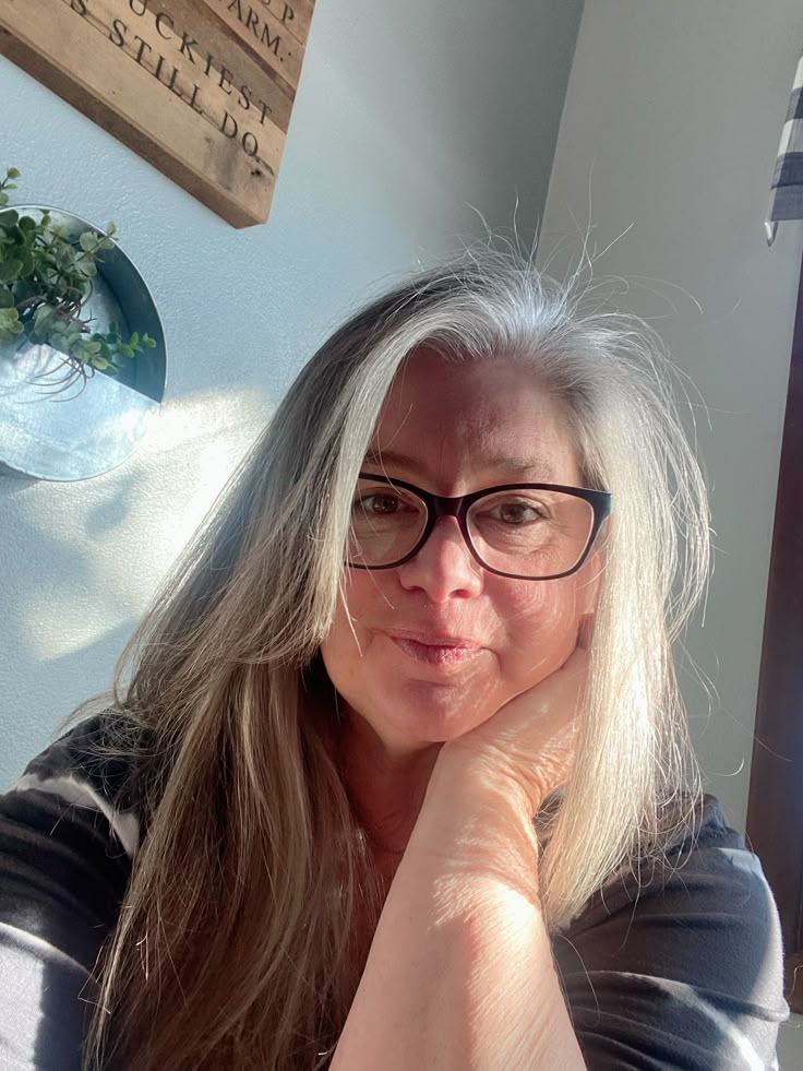files/Middle_Aged_Woman.jpg